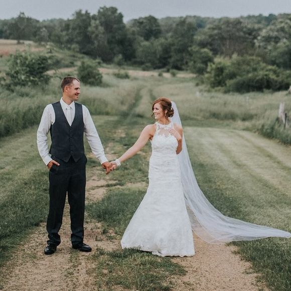 Meet your Posher, Melissa - Picture 1 of 1